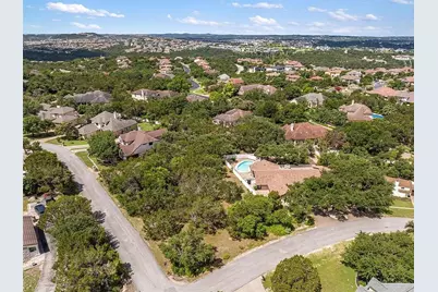402 Malabar Street, Lakeway, TX 78734 - Photo 10
