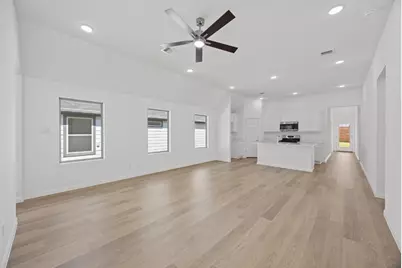 305 Bendecido Loop, Elgin, TX 78621 - Photo 8