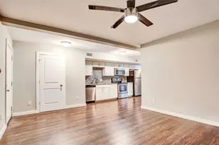 7204 Twin Crest Dr, Austin, TX 78752 - Photo 10