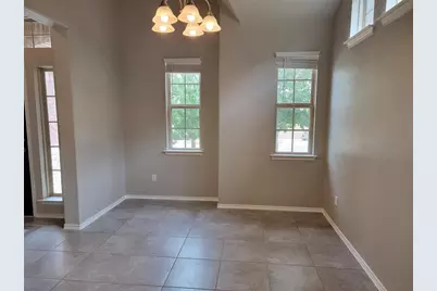537 Peregrine Way, Leander, TX 78641 - Photo 2