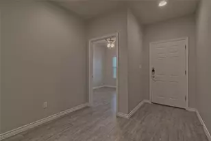 473 Cr 306, Jarrell, TX 76537 - Photo 6