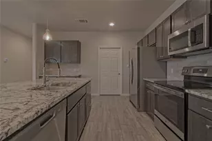 473 Cr 306, Jarrell, TX 76537 - Photo 16