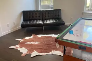 302 E 32nd St, Austin, TX 78705 - Photo 10