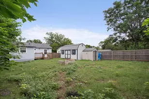 515 Wyeth St, Taylor, TX 76574 - Photo 14
