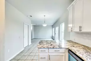 7312 E Ben White Blvd, Austin, TX 78741 - Photo 10