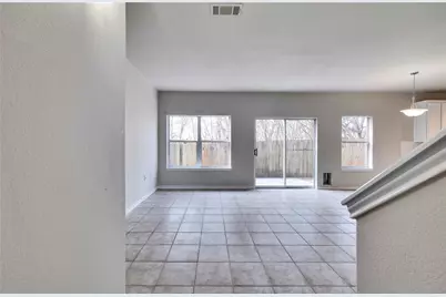 7312 E Ben White Boulevard #6, Austin, TX 78741 - Photo 12