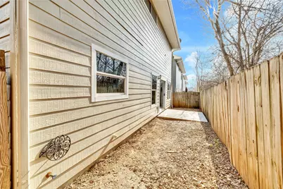 7312 E Ben White Boulevard #6, Austin, TX 78741 - Photo 24