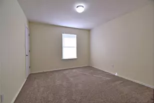 106 Phillips St, Hutto, TX 78634 - Photo 18