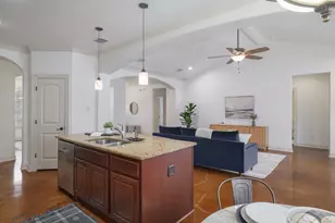 102 N Meadowlark St, Lakeway, TX 78734 - Photo 14