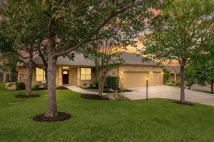 102 N Meadowlark St, Lakeway, TX 78734 - Photo 2