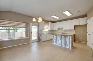 1415 Coral Cay Ln, Round Rock, TX 78664 - Photo 10