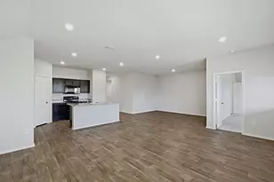 15204 Siberian Elm Ln, Austin, TX 78724 - Photo 6