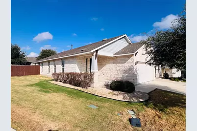 201 Oakstone Drive, Georgetown, TX 78628 - Photo 4