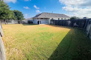 201 Oakstone Dr, Georgetown, TX 78628 - Photo 28