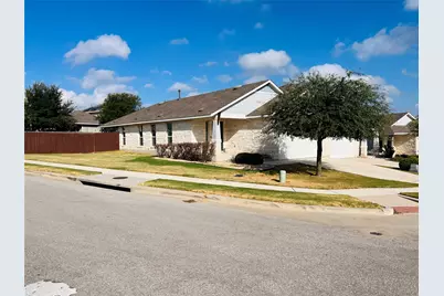 201 Oakstone Drive, Georgetown, TX 78628 - Photo 2