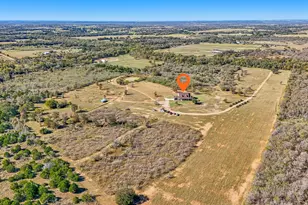 1525 Fm 1704, Elgin, TX 78621 - Photo 32