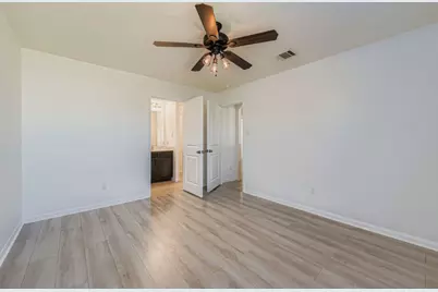 232 Millers Loop, Jarrell, TX 76537 - Photo 16