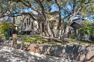 1018 Harwood Pl, Austin, TX 78704 - Photo 2