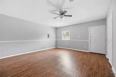 4502 Turnstone Drive, Austin, TX 78744 - Photo 16