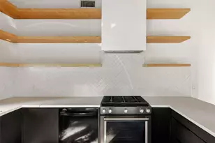 2007 Haskell St, Austin, TX 78702 - Photo 10