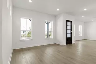 7409 Boyd Hvn Dr, Austin, TX 78744 - Photo 12