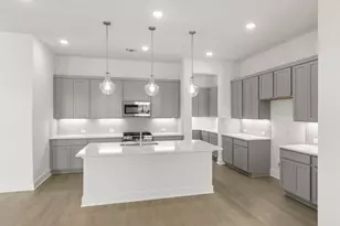 7409 Boyd Hvn Dr, Austin, TX 78744 - Photo 6