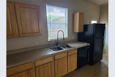 7002 Bennett Avenue, Austin, TX 78752 - Photo 10