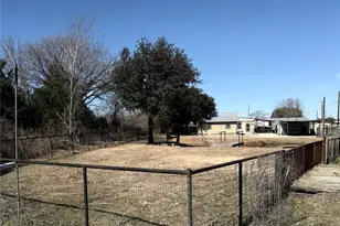 151 Co Rd 311, Rockdale, TX 76567 - Photo 1