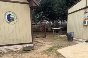 151 Co Rd 311, Rockdale, TX 76567 - Photo 22