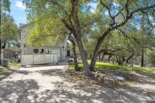 209 Lakeview Cir, Spring Branch, TX 78070 - Photo 32