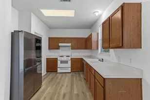 113 Spring Branch Cove, Kyle, TX 78640 - Photo 10