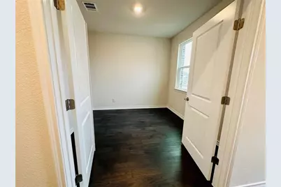 709 Long Run, Liberty Hill, TX 78642 - Photo 4