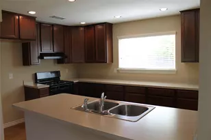 12711 Rampart St, Austin, TX 78727 - Photo 6
