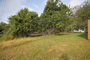 1335 Lovers Ln, Bastrop, TX 78602 - Photo 12