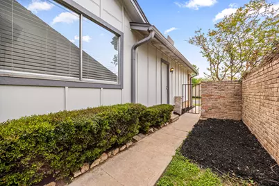 9445 Singing Quail Drive, Austin, TX 78758 - Photo 4