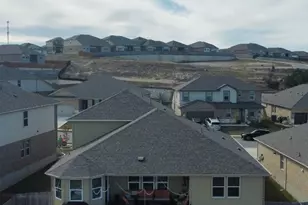 602 Sue Peaks Loop, Dripping Springs, TX 78620 - Photo 2