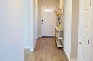 602 Sue Peaks Loop, Dripping Springs, TX 78620 - Photo 2