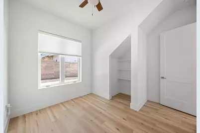 106 W Croslin Street #1, Austin, TX 78752 - Photo 16