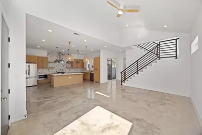 106 W Croslin Street #1, Austin, TX 78752 - Photo 6