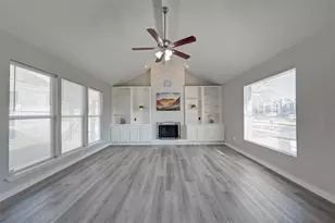 10826 Lynbrook Dr, Houston, TX 77042 - Photo 26
