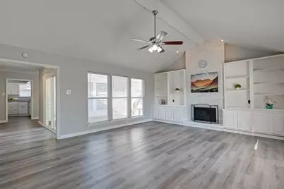 10826 Lynbrook Drive, Houston, TX 77042 - Photo 16