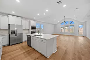 328 Royal Fern Rd, Hutto, TX 78634 - Photo 10