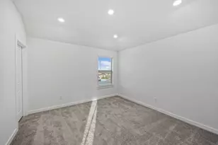 328 Royal Fern Rd, Hutto, TX 78634 - Photo 38