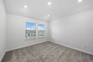 328 Royal Fern Rd, Hutto, TX 78634 - Photo 30