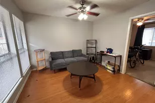 3115 Helms St, Austin, TX 78705 - Photo 2