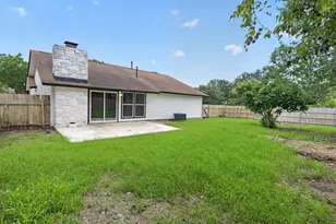 4600 Cedargrove Dr, Austin, TX 78744 - Photo 6