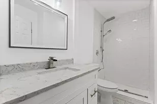 6401 Chimney Creek Cir, Austin, TX 78723 - Photo 12