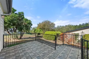 102 Paragon Ct, Lakeway, TX 78734 - Photo 32