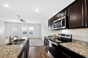 14413 Shooter McGavin, Manor, TX 78653 - Photo 16