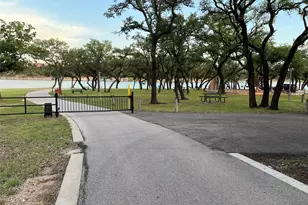 2301 Hancock Ave, Lago Vista, TX 78645 - Photo 20